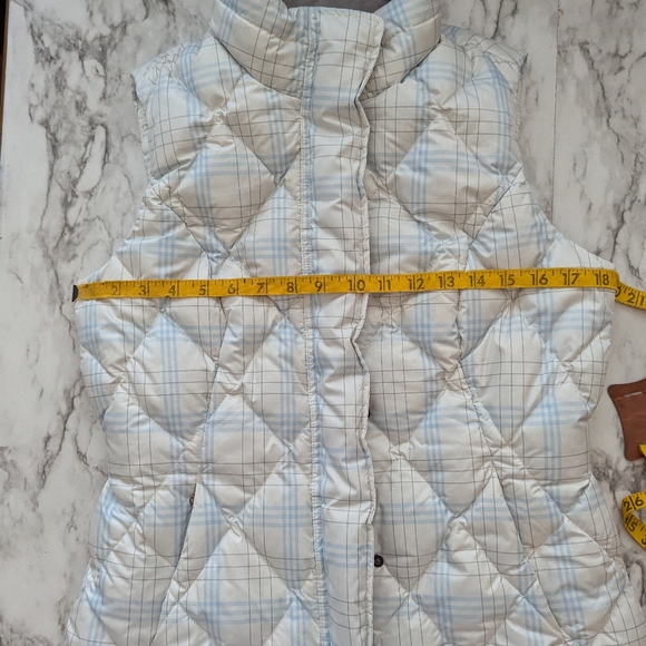 Women's Eddie Bauer Premium Goose Down Vest size Small Plaid Quilted Full Zip - Picture 6 of 10